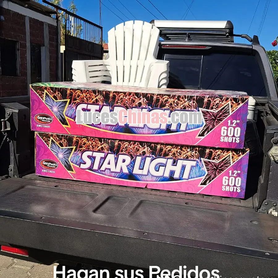 Batería pirotécnica Star Light de 600 disparos